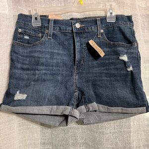 NWT Levi’s Denim Shorts